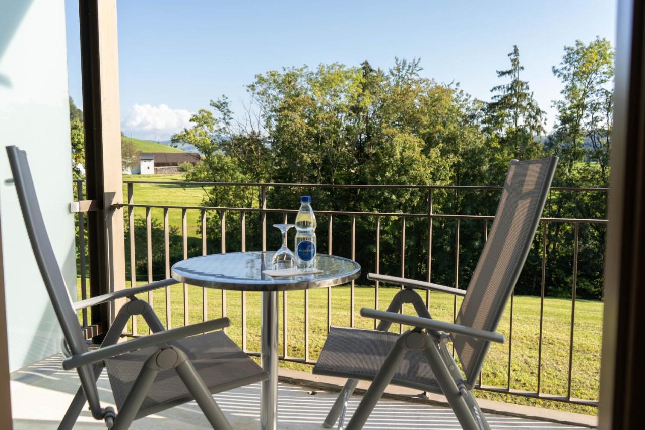Hotel Roessli Tufertschwil Lütisburg Kültér fotó